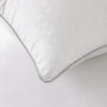 bingley_travel_pillow_1-1500 (1)